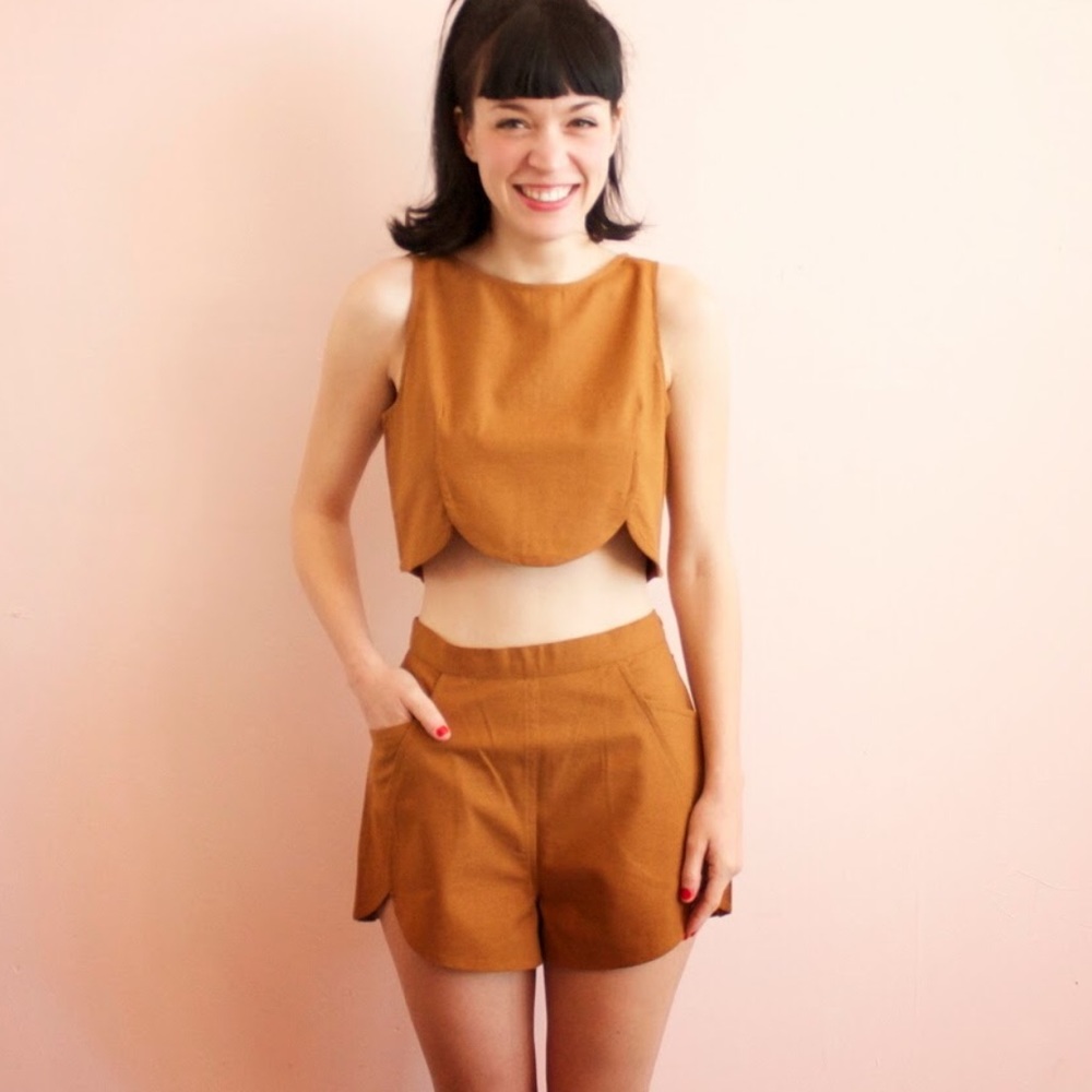 Samantha Pleet Leaf Shorts